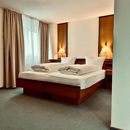 E&d Garibaldi Hotel 3*