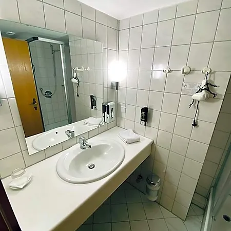 E&d Hotel 3*